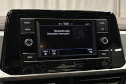 sininen Volkswagen T-Roc 2024 kuva 19.