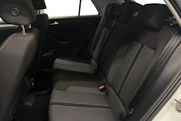 valkoinen Volkswagen T-Roc 2024 kuva 8.