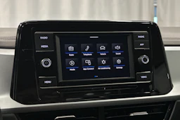 valkoinen Volkswagen T-Roc 2024 kuva 16.