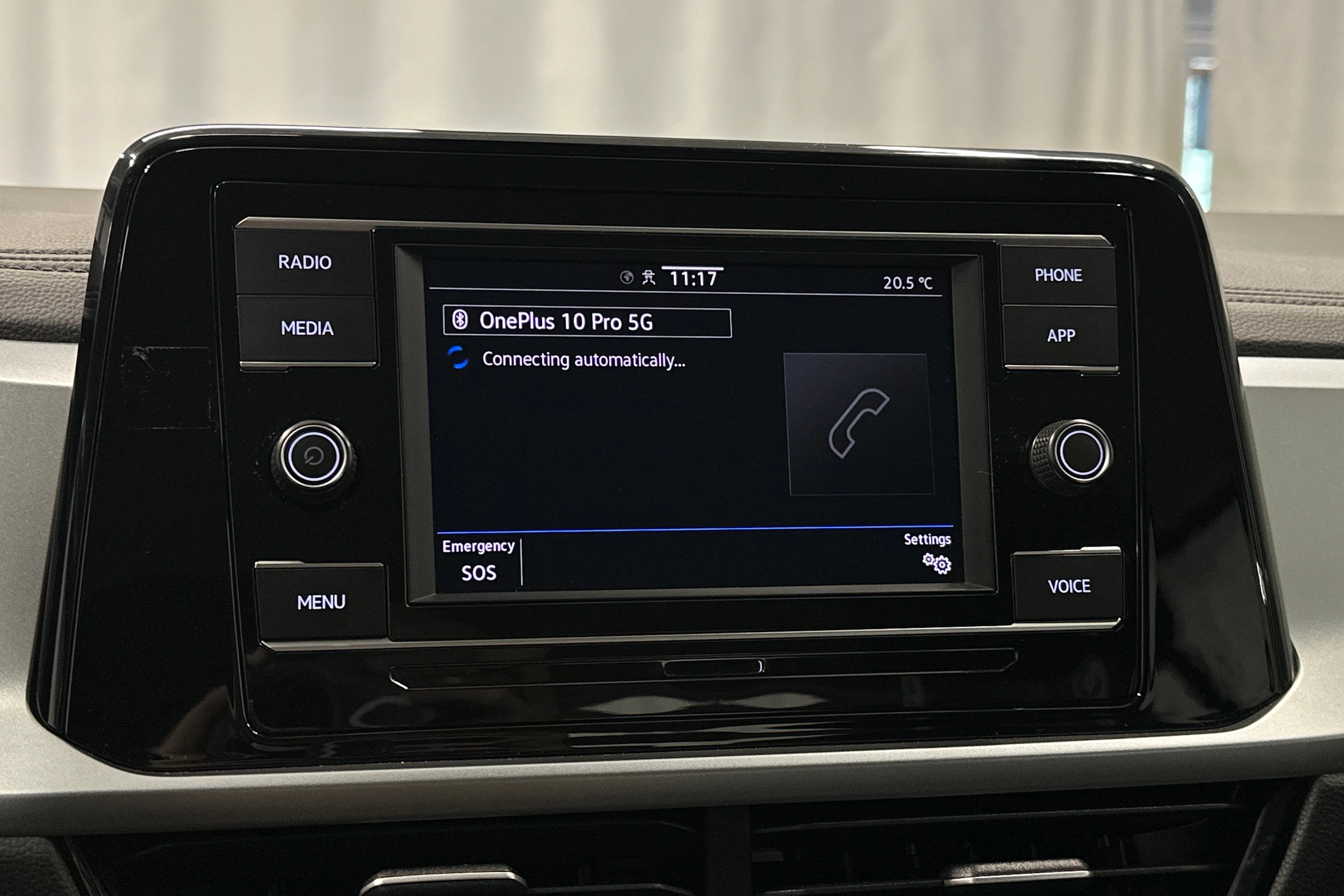 valkoinen Volkswagen T-Roc 2024 kuva 18.