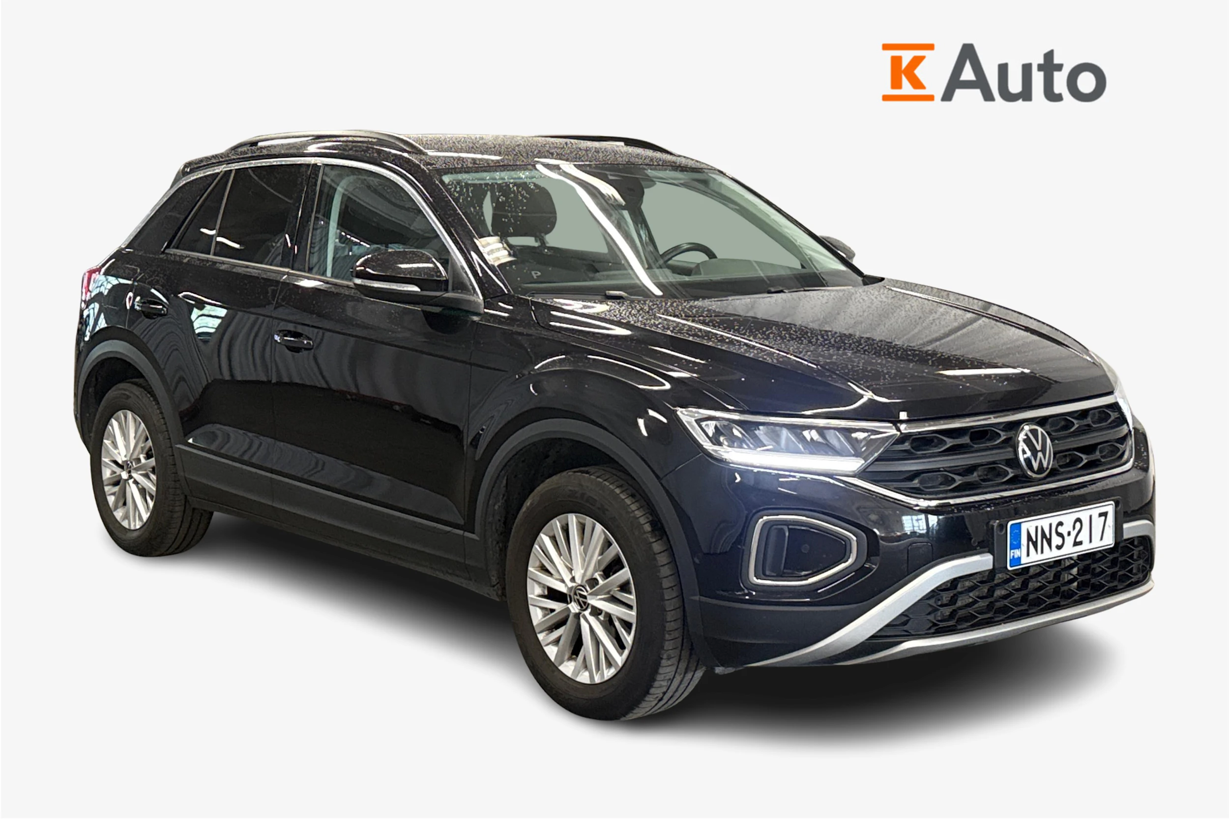 musta Volkswagen T-Roc 2024 kuva 1.