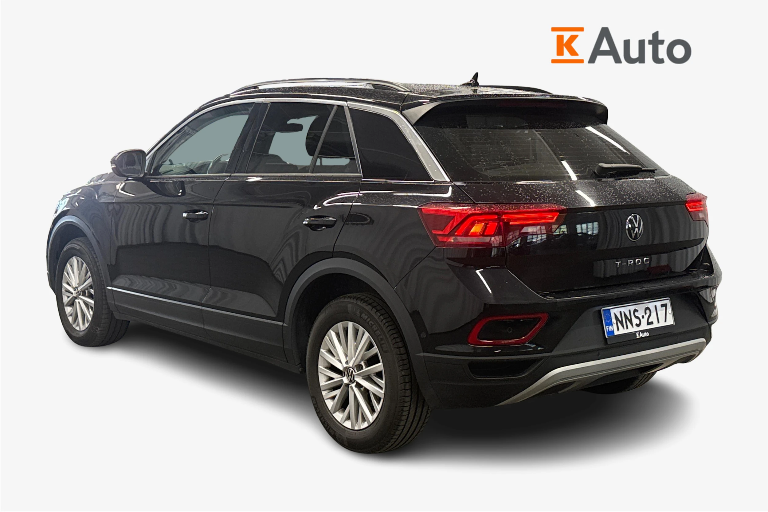musta Volkswagen T-Roc 2024 kuva 2.
