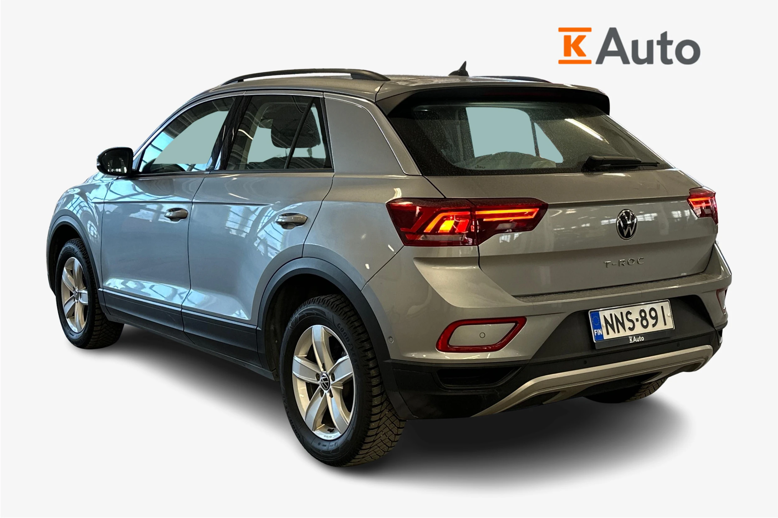 harmaa Volkswagen T-Roc 2024 kuva 2.