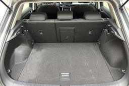 harmaa Volkswagen T-Roc 2024 kuva 11.