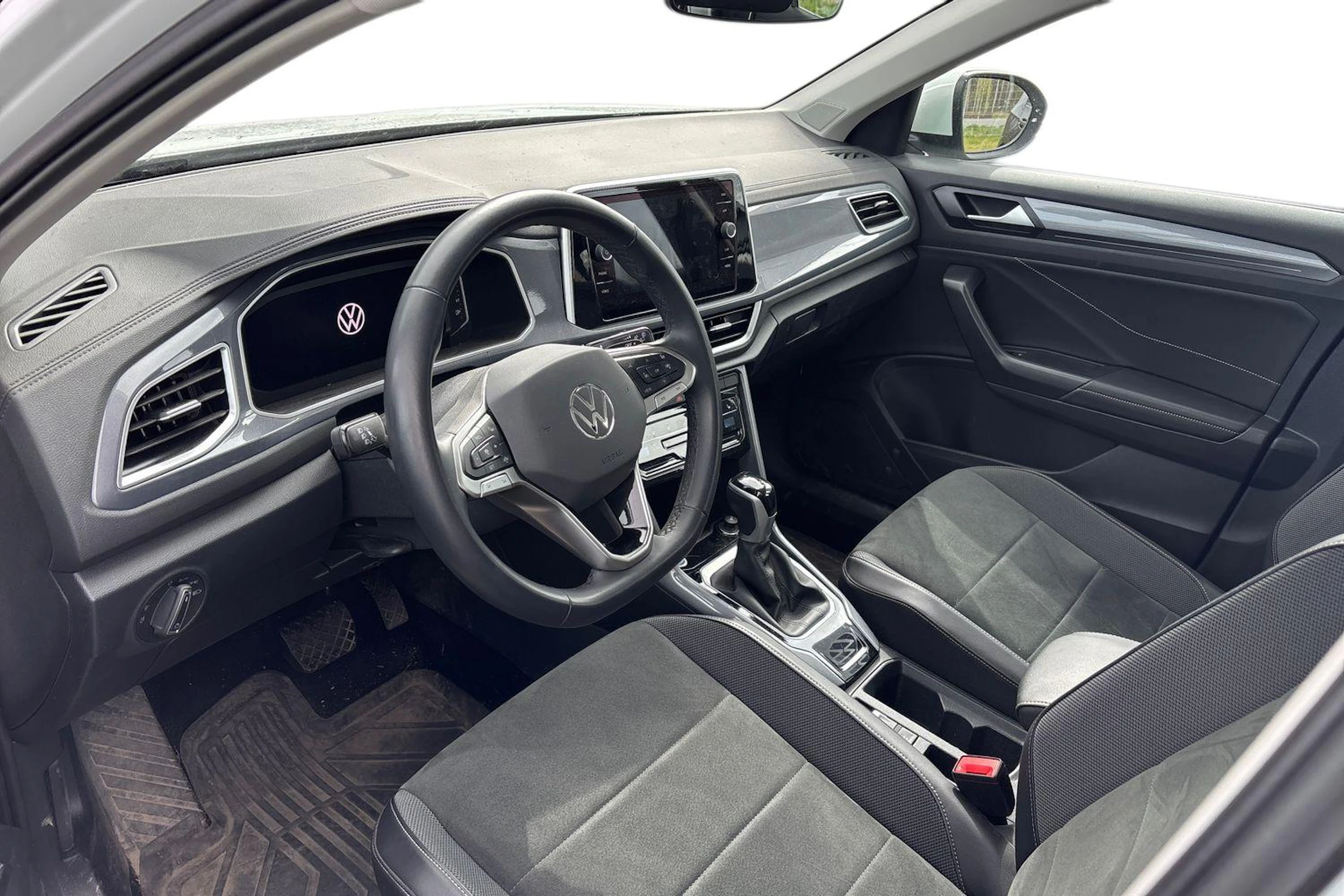 valkoinen Volkswagen T-Roc 2024 kuva 3.