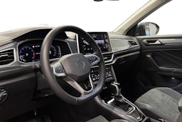 punainen Volkswagen T-Roc 2024 kuva 3.