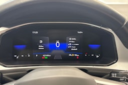 sininen Volkswagen T-Roc 2024 kuva 16.