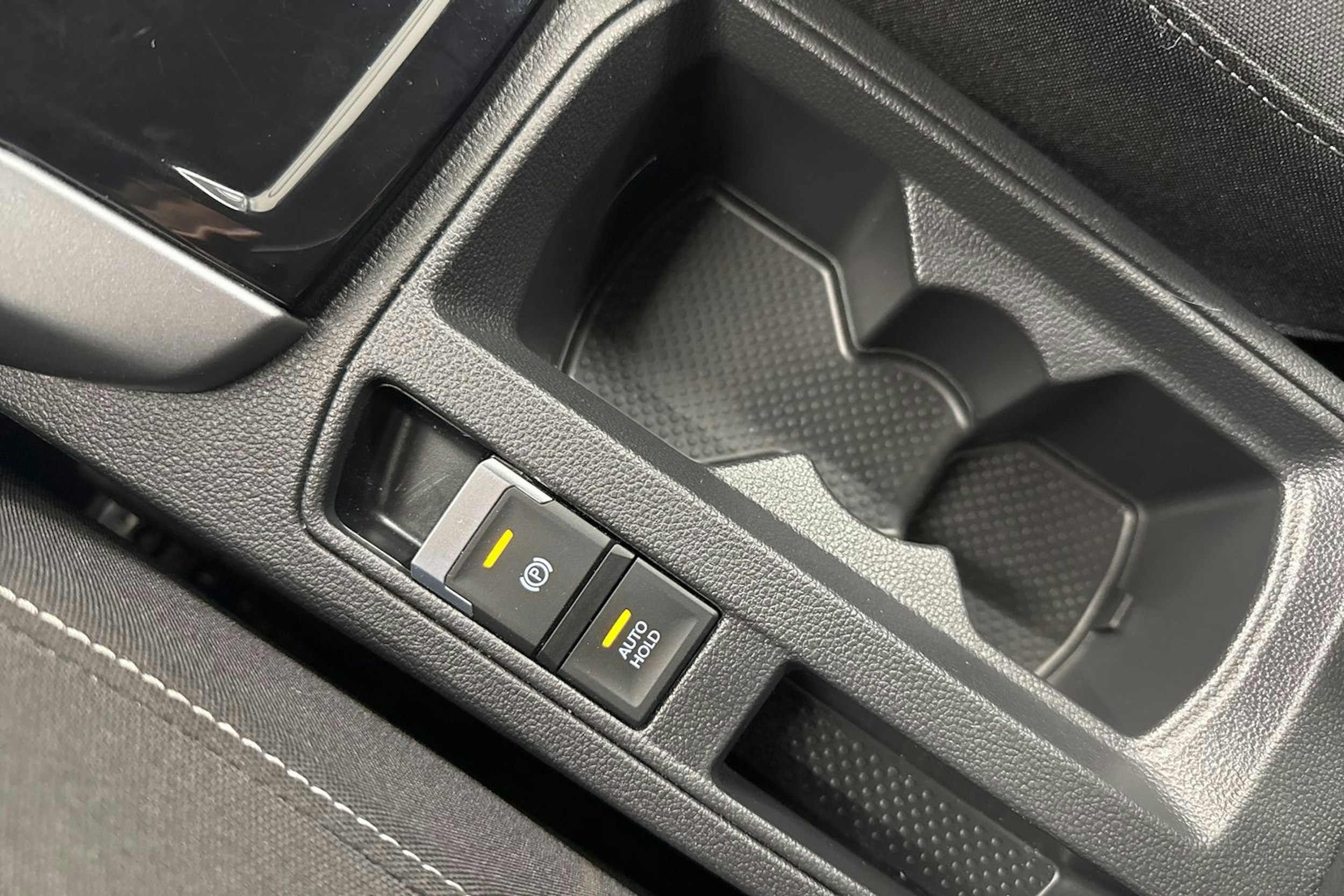 sininen Volkswagen T-Roc 2024 kuva 19.