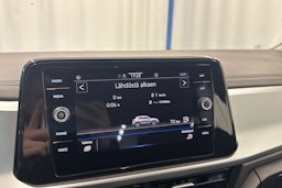 sininen Volkswagen T-Roc 2024 kuva 23.