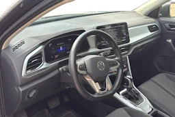 harmaa Volkswagen T-Roc 2024 kuva 3.