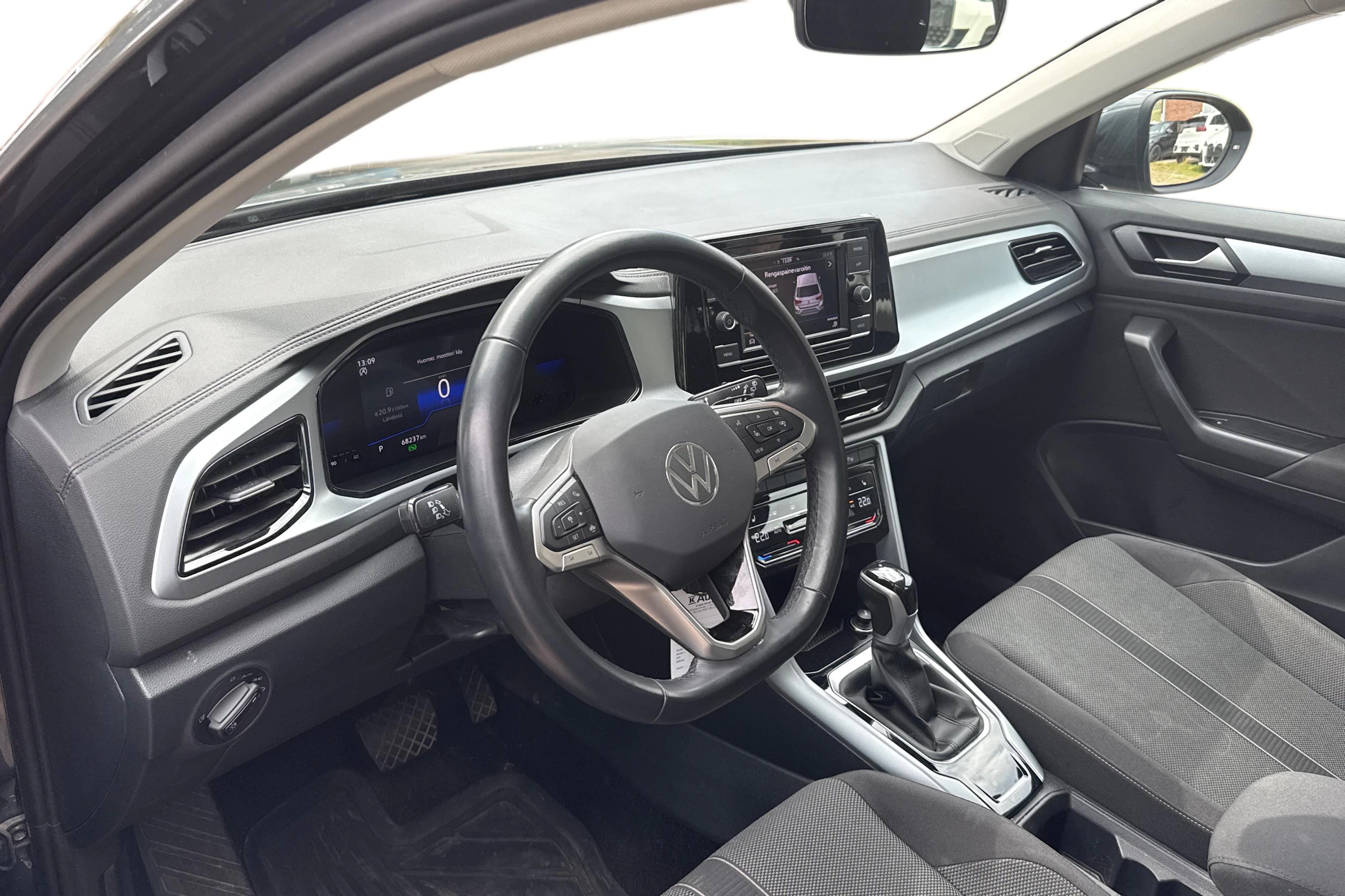 harmaa Volkswagen T-Roc 2024 kuva 3.