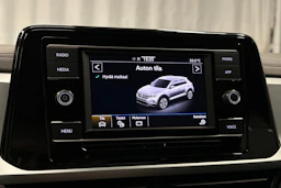 sininen Volkswagen T-Roc 2024 kuva 21.