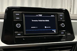 sininen Volkswagen T-Roc 2024 kuva 25.