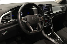 harmaa Volkswagen T-Roc 2024 kuva 6.