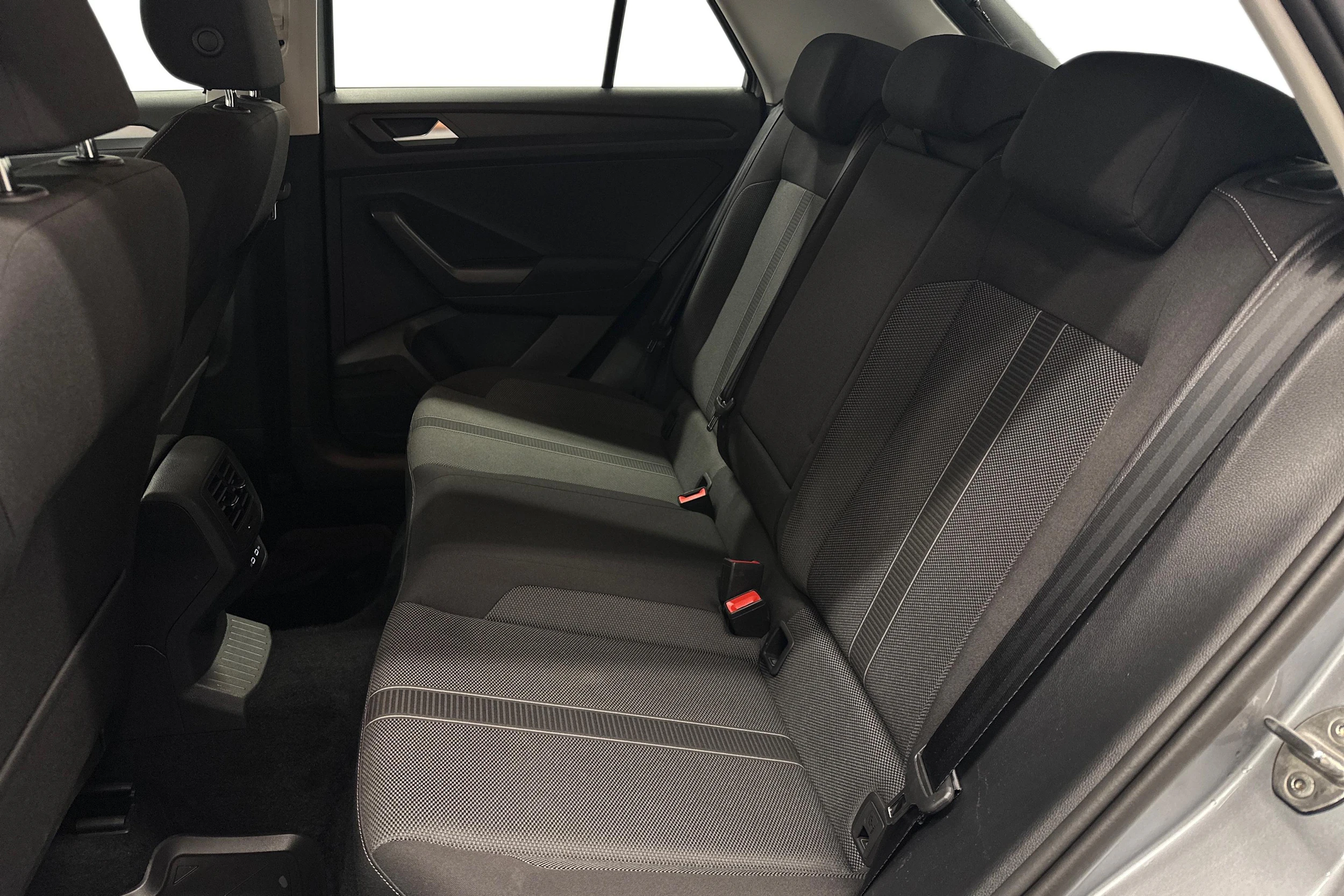 harmaa Volkswagen T-Roc 2024 kuva 8.