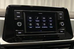 harmaa Volkswagen T-Roc 2024 kuva 16.