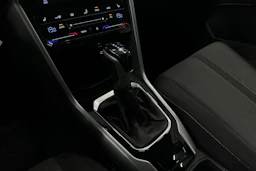 harmaa Volkswagen T-Roc 2024 kuva 25.