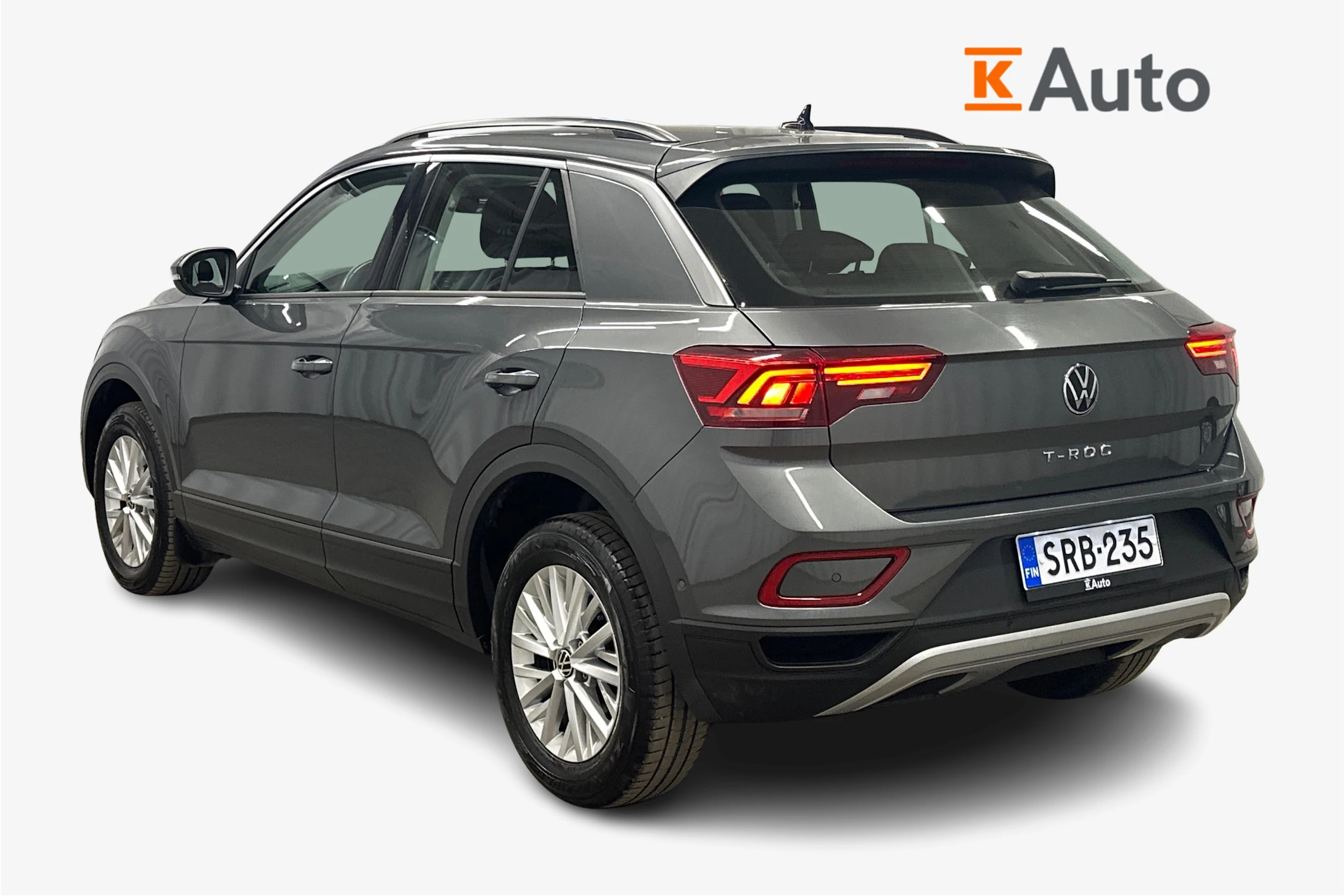 harmaa Volkswagen T-Roc 2024 kuva 2.