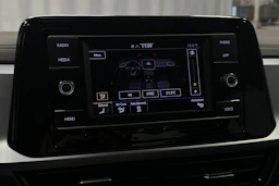 harmaa Volkswagen T-Roc 2024 kuva 22.