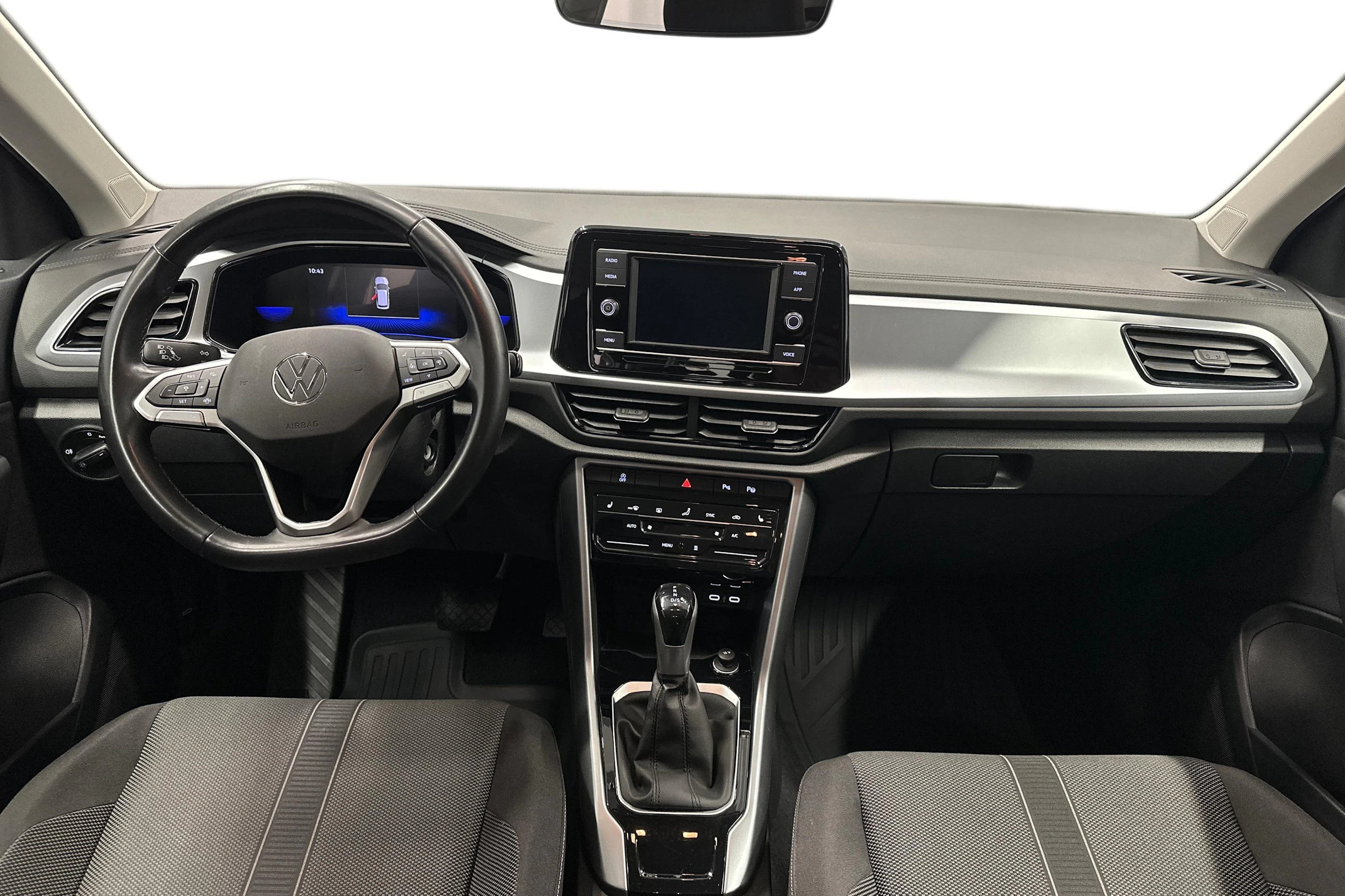 harmaa Volkswagen T-Roc 2024 kuva 7.