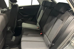 harmaa Volkswagen T-Roc 2024 kuva 8.