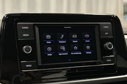 harmaa Volkswagen T-Roc 2024 kuva 16.