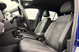 sininen Volkswagen T-Roc 2024 kuva 14.