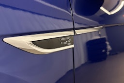 sininen Volkswagen T-Roc 2024 kuva 27.