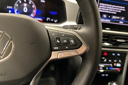 harmaa Volkswagen T-Roc 2025 kuva 15.