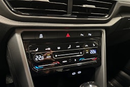 harmaa Volkswagen T-Roc 2025 kuva 22.