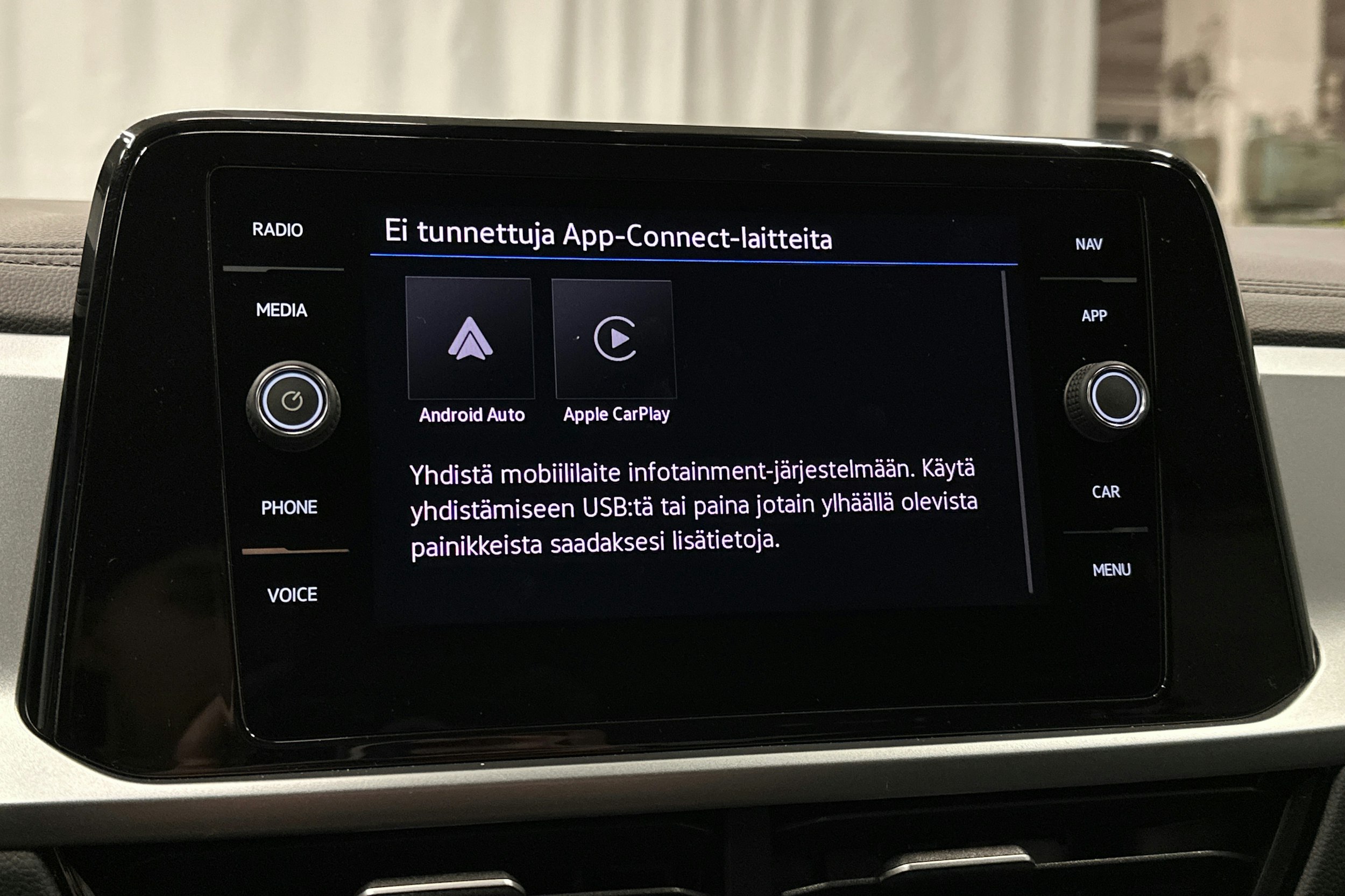 harmaa Volkswagen T-Roc 2025 kuva 18.