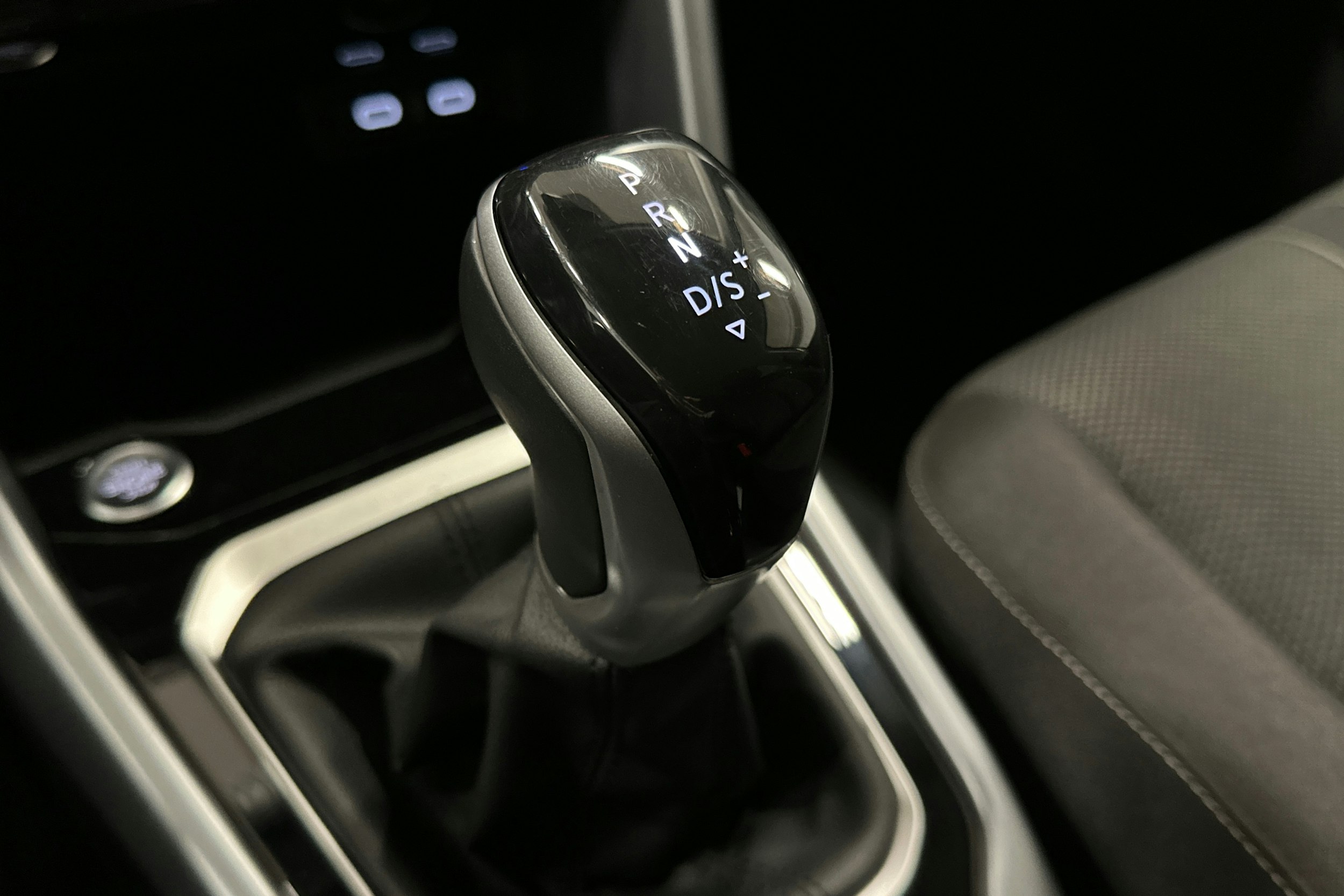 harmaa Volkswagen T-Roc 2025 kuva 23.