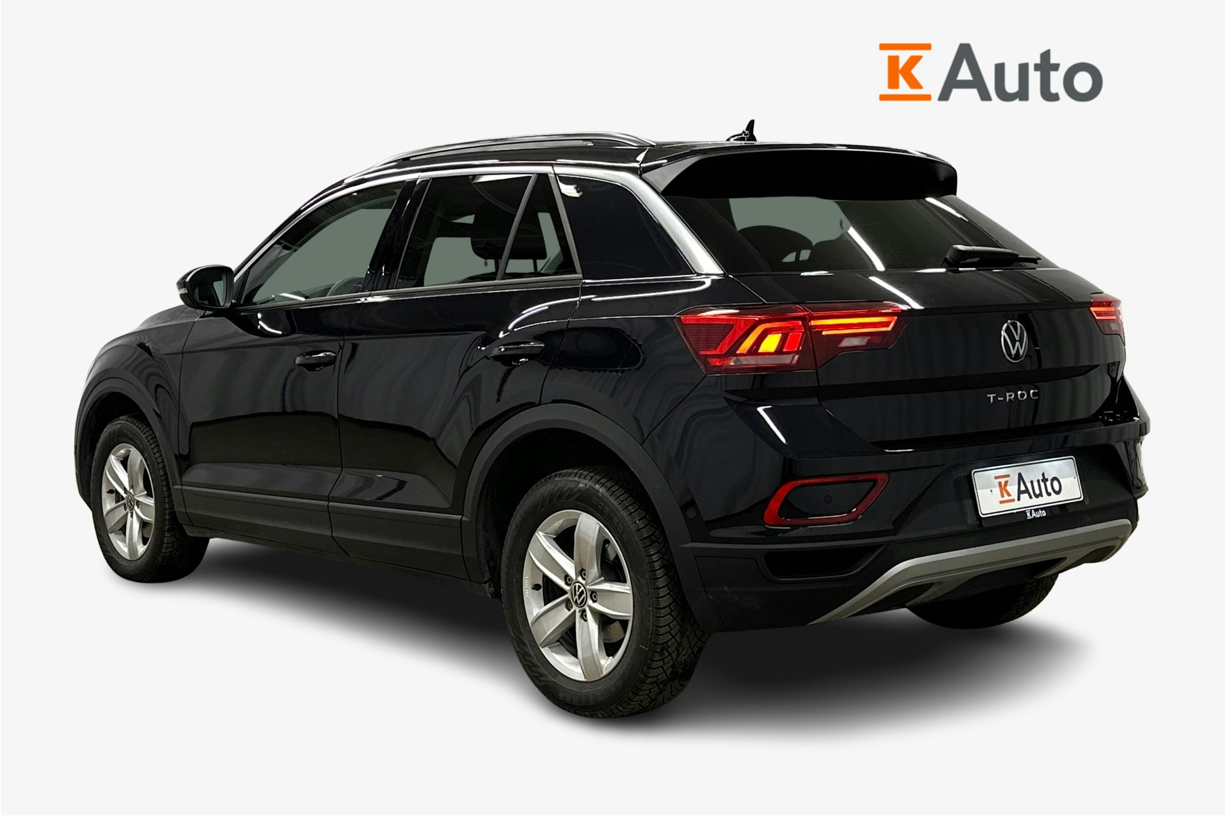 musta Volkswagen T-Roc 2025 kuva 2.