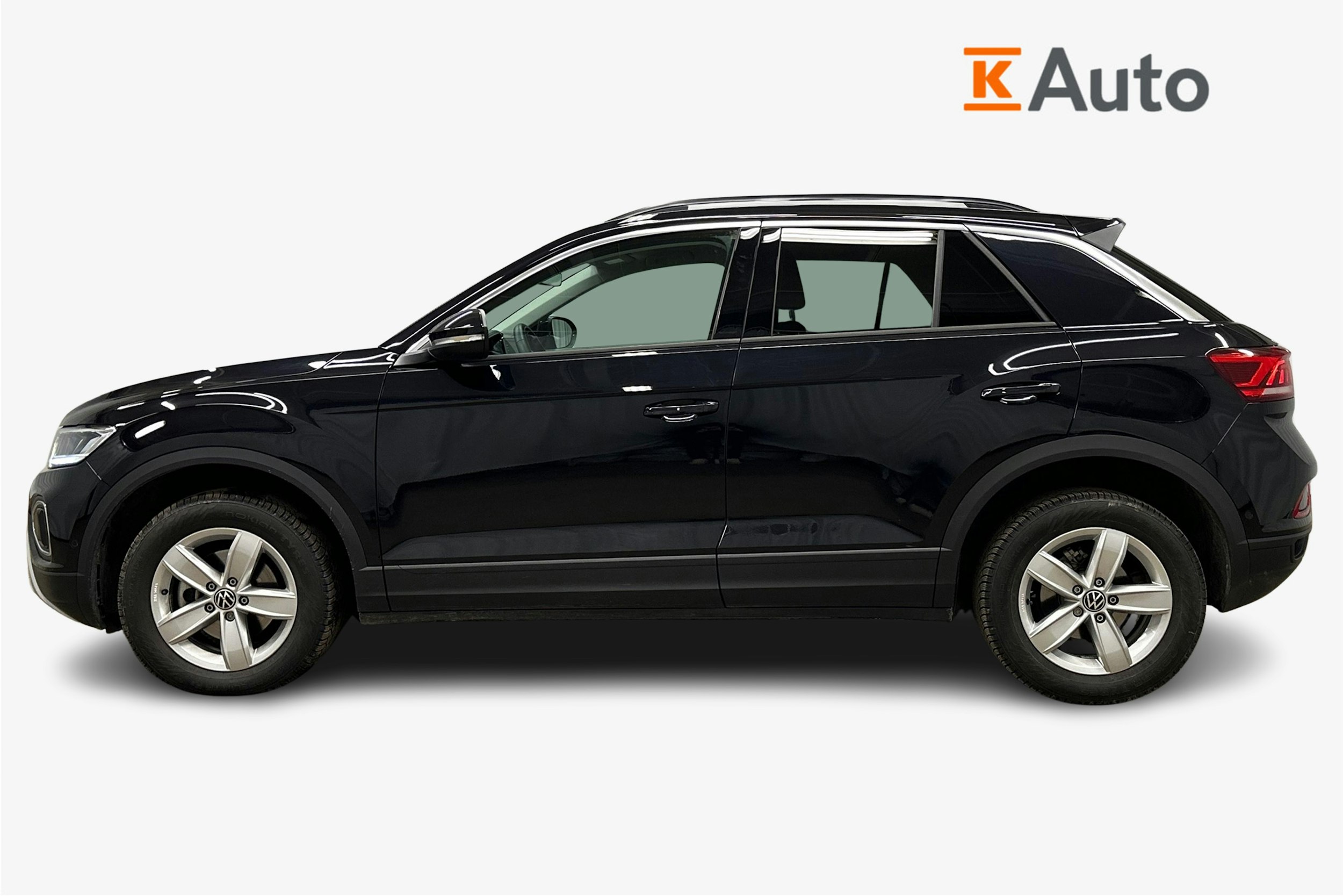 musta Volkswagen T-Roc 2025 kuva 6.