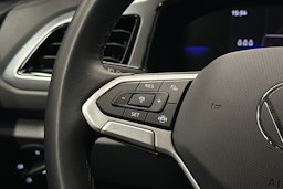 musta Volkswagen T-Roc 2025 kuva 17.