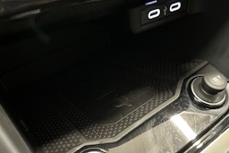 musta Volkswagen T-Roc 2025 kuva 25.