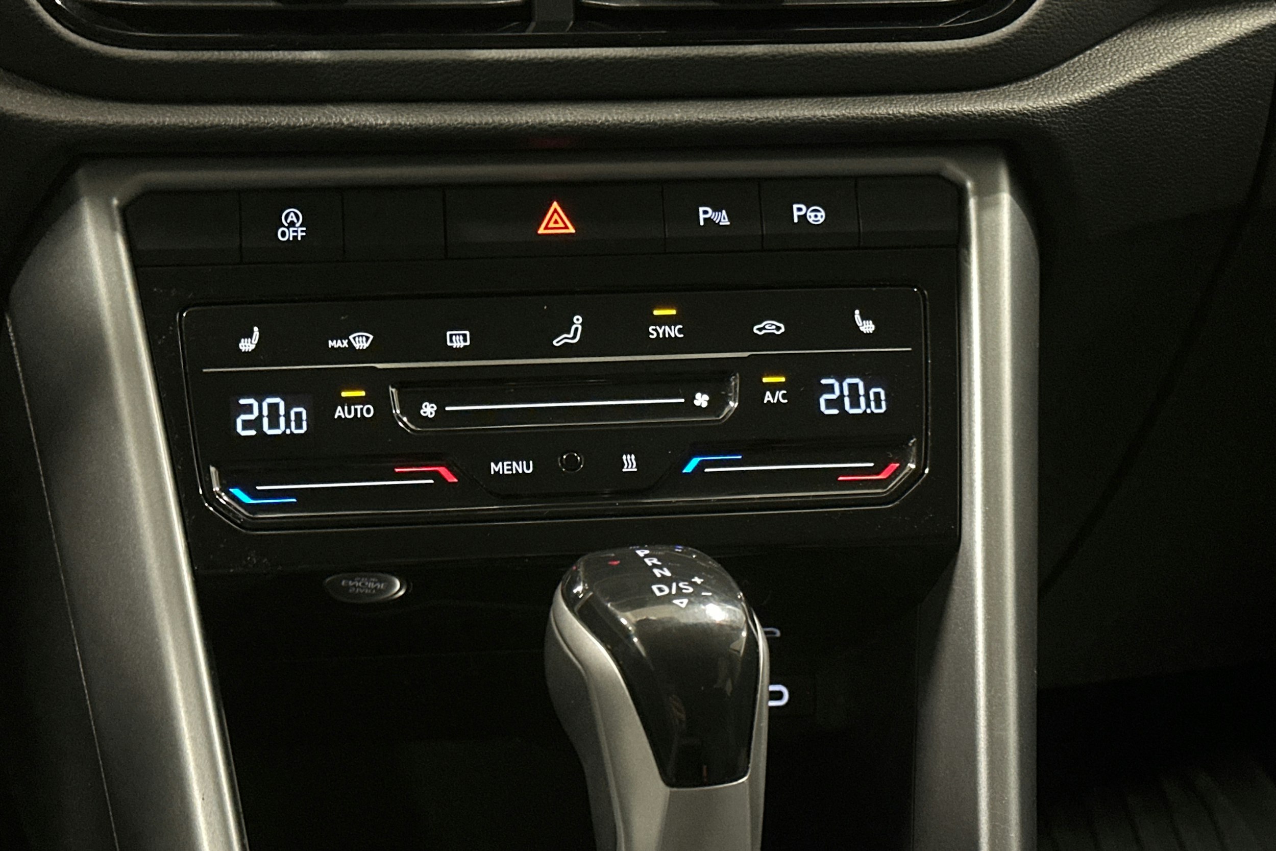 harmaa Volkswagen T-Roc 2025 kuva 17.