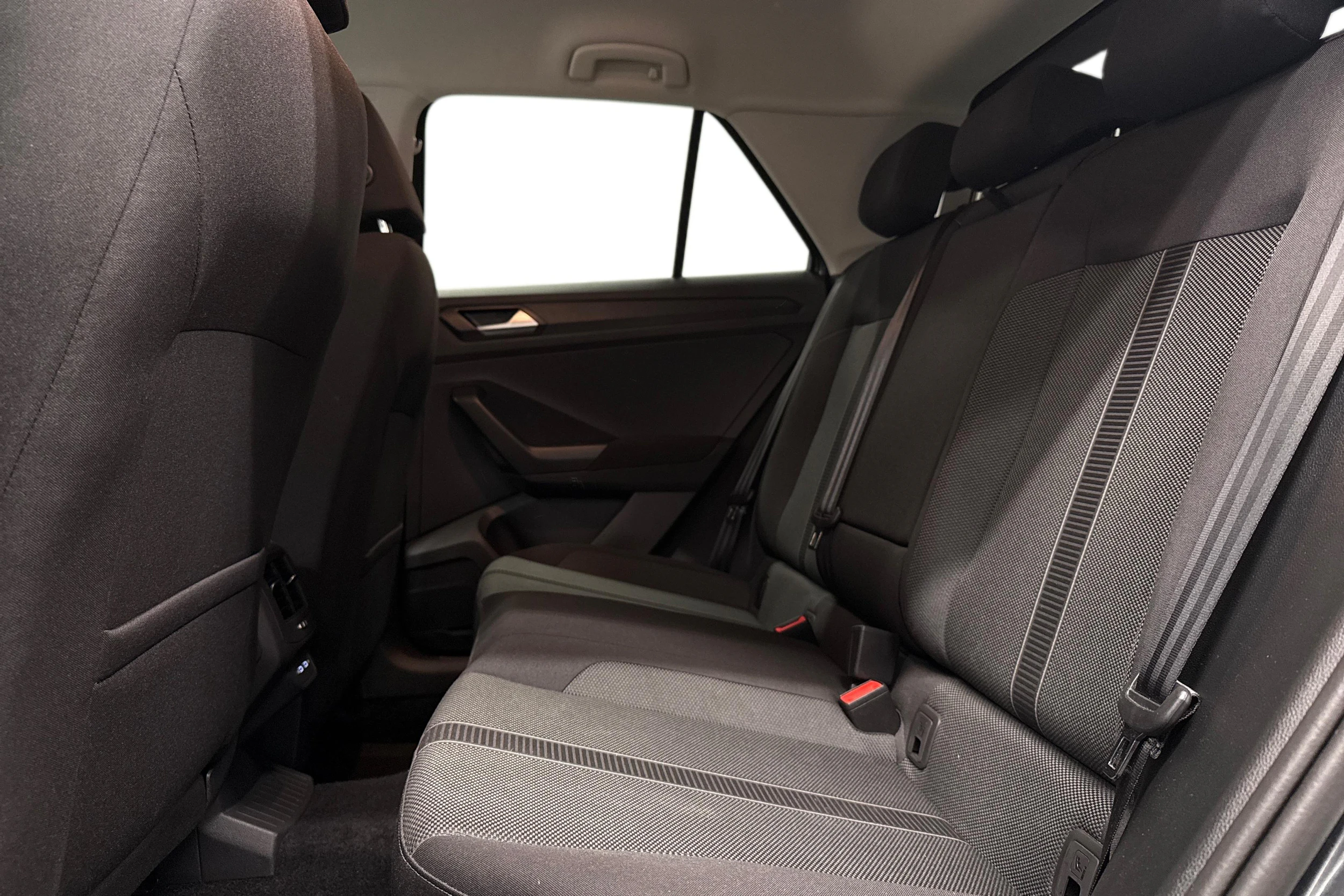 met. harmaa Volkswagen T-Roc 2025 kuva 8.