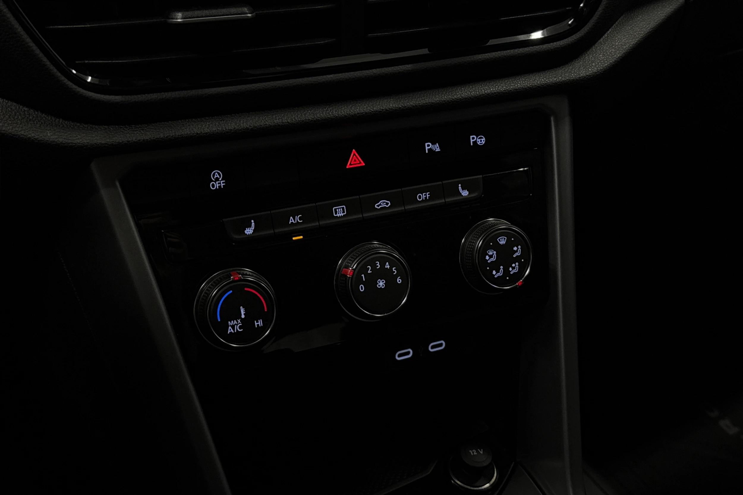 met. harmaa Volkswagen T-Roc 2025 kuva 18.