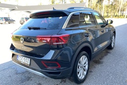 musta Volkswagen T-Roc 2025 kuva 2.