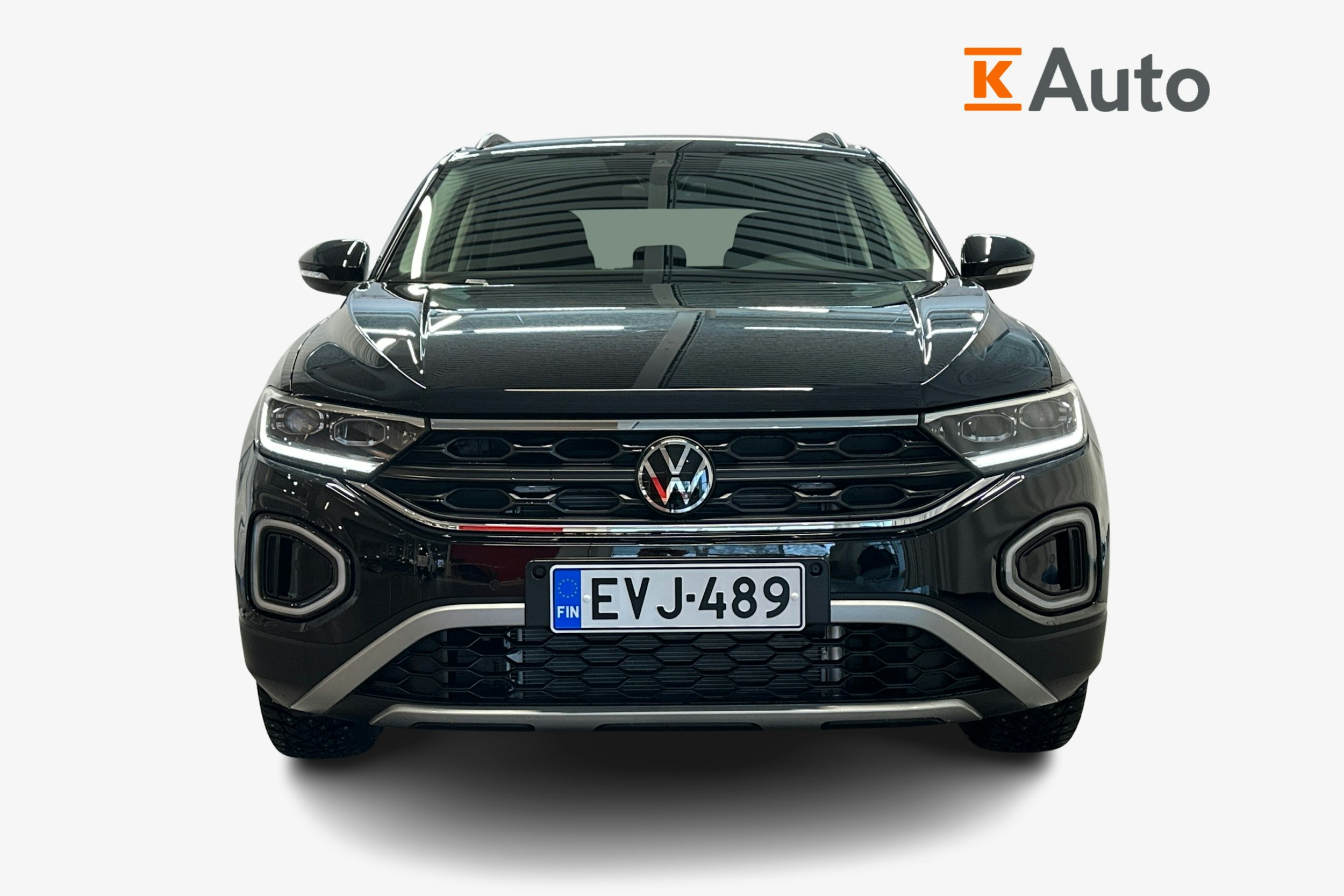 musta Volkswagen T-Roc 2025 kuva 4.