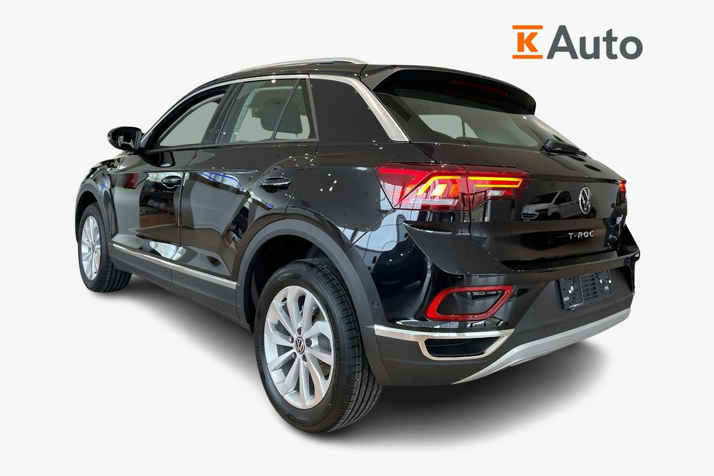 musta Volkswagen T-Roc 2025 kuva 2.