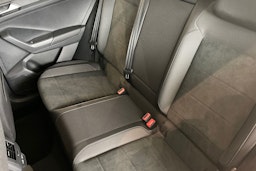 musta Volkswagen T-Roc 2025 kuva 8.