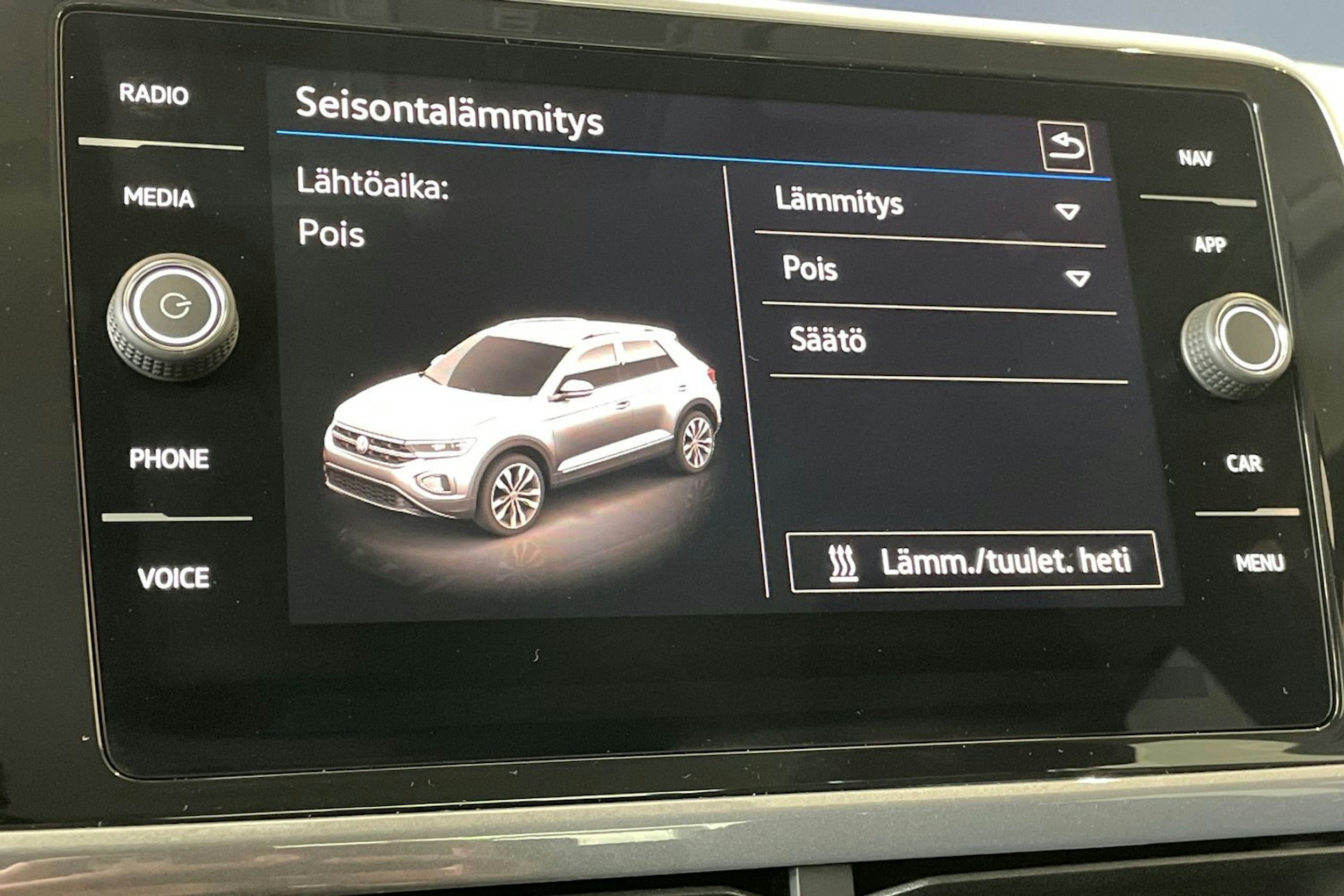 musta Volkswagen T-Roc 2025 kuva 17.