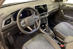 met. musta Volkswagen T-Roc 2025 kuva 6.