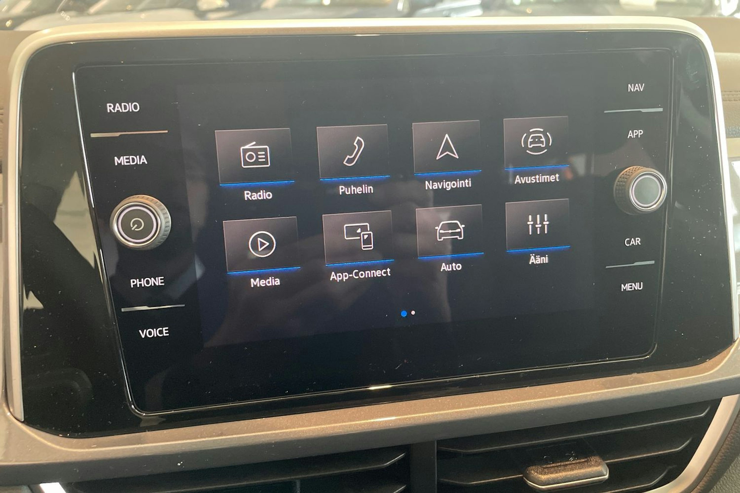musta Volkswagen T-Roc 2025 kuva 13.