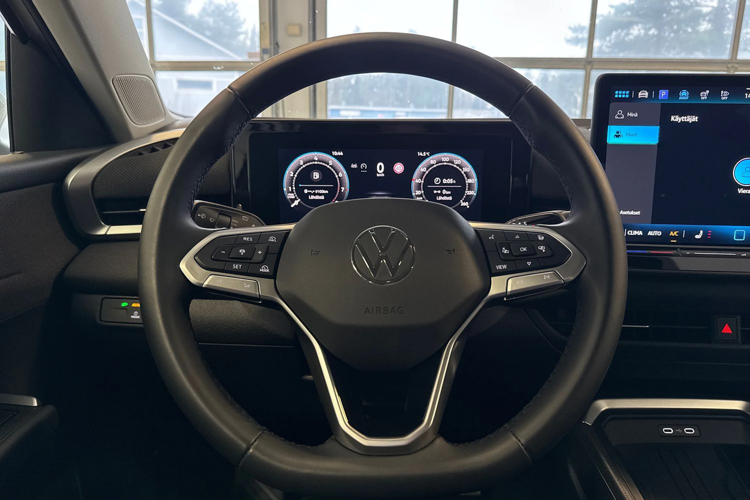 valkoinen Volkswagen T-Roc 2026 kuva 15.