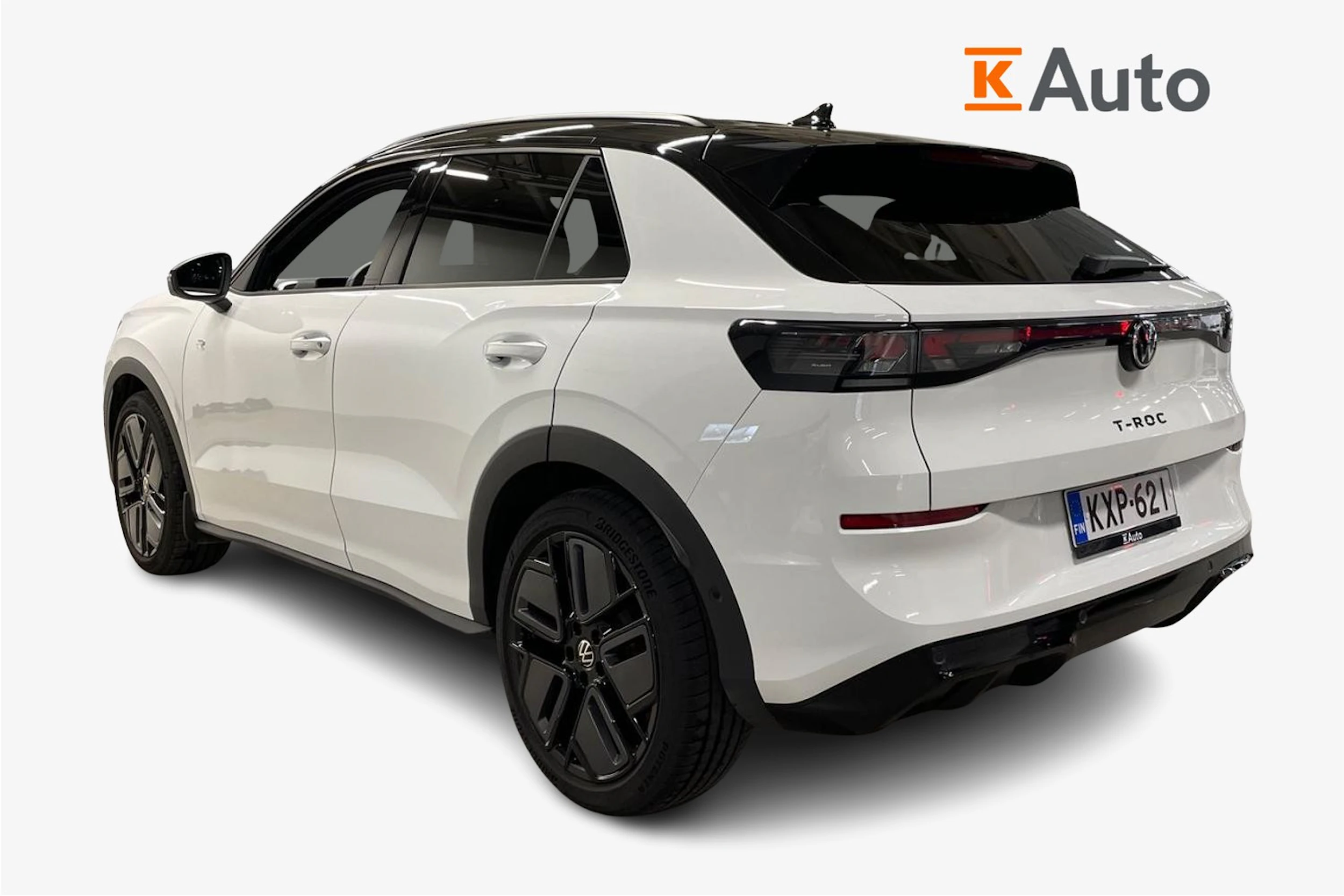 valkoinen Volkswagen T-Roc 2025 kuva 2.