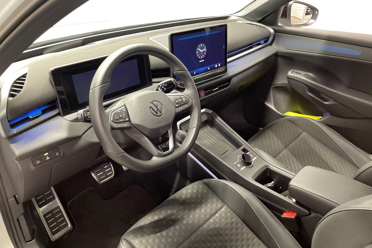 Volkswagen T-Roc 2025, photo 6/15
