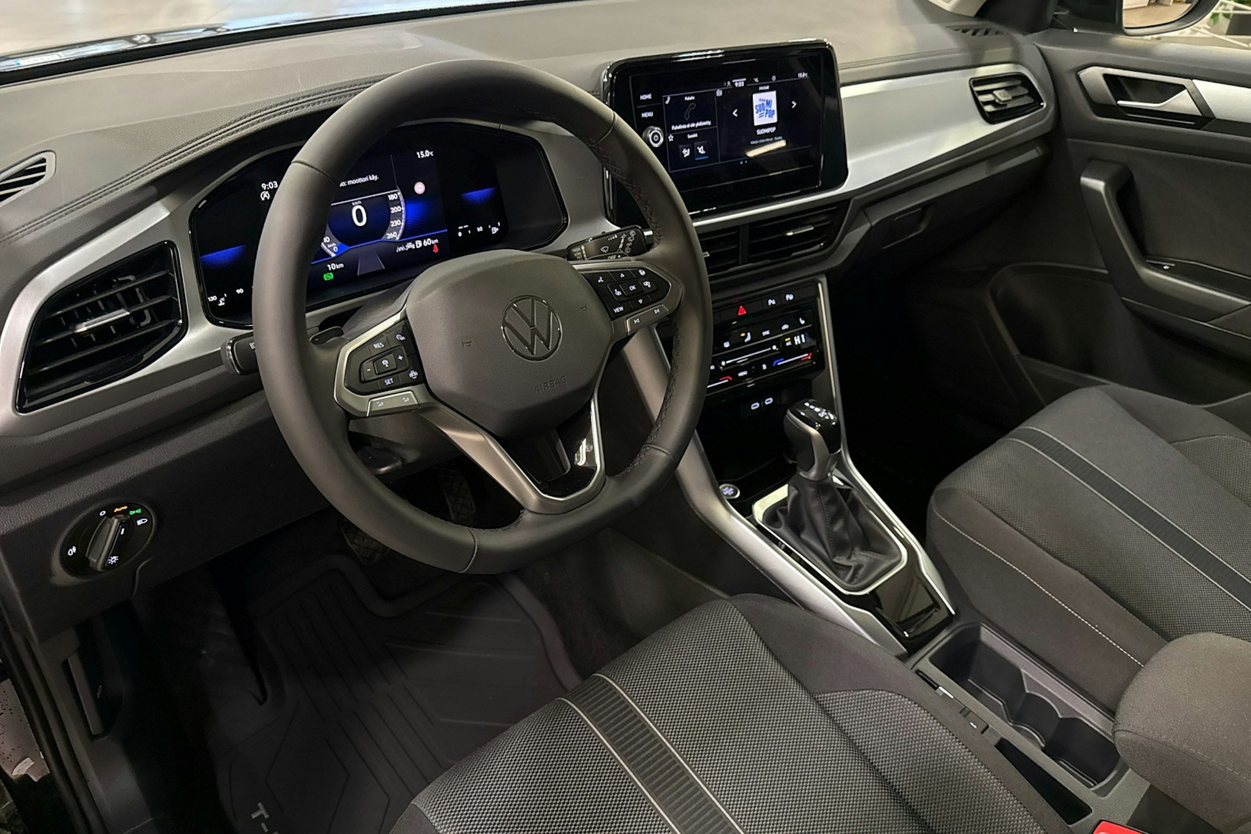 met. musta Volkswagen T-Roc 2025 kuva 6.
